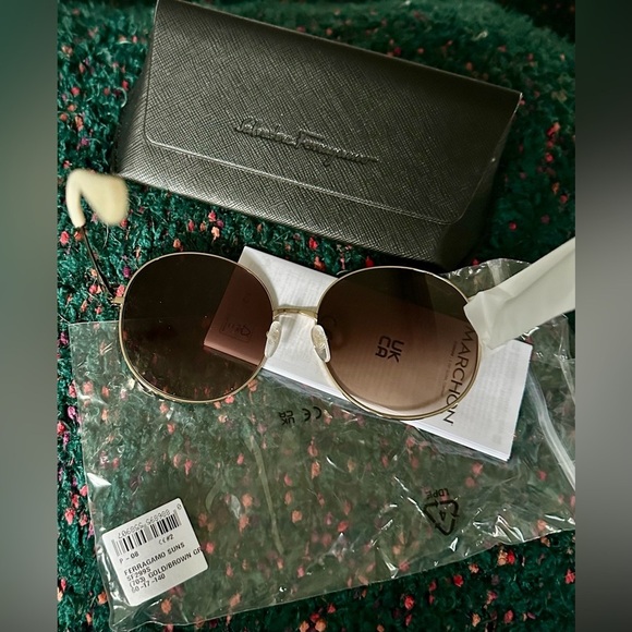 Ferragamo SF299S 60mm Round Sunglasses NWT Full Set Gold/Brown Rare main image 2